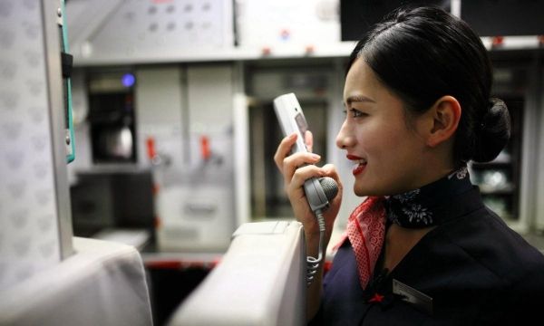 Ӣ�Z���l(f��)��Ͷ�V���ճ�Ӣ�Z�V������y ����